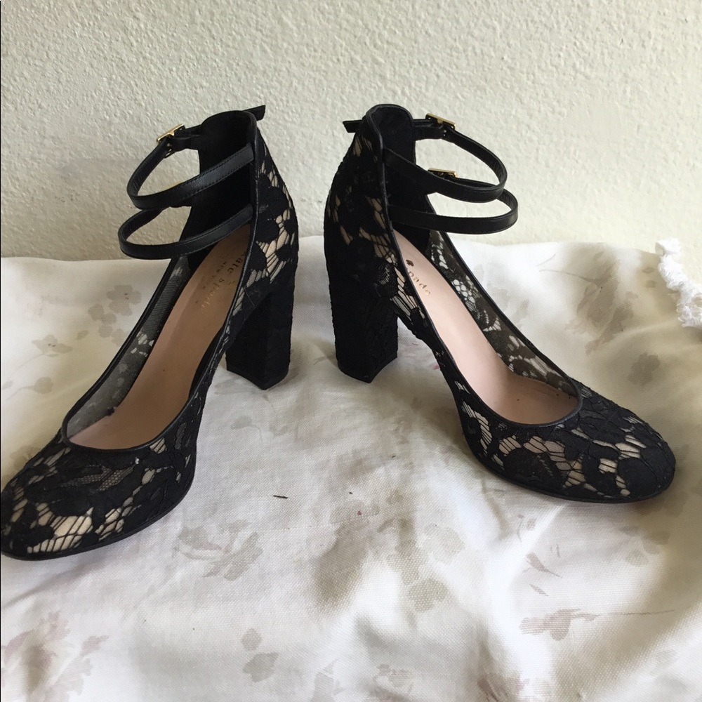Shoes - Picture 4 of 6